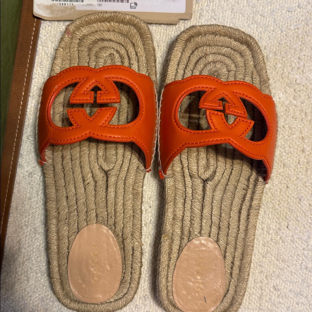 Gucci GG cutout Orange Logo Sandals size 8.5